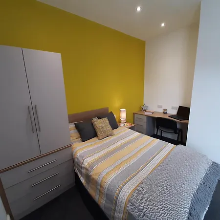 Bright & Comfy 3-bedroom Flat In Kexgill Daire *