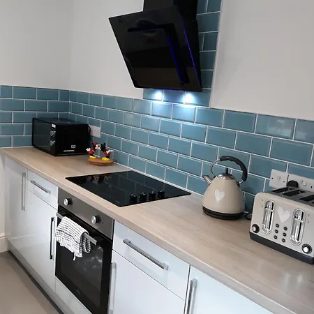 Bright & Comfy 3-bedroom Flat In Kexgill Middlesbrough